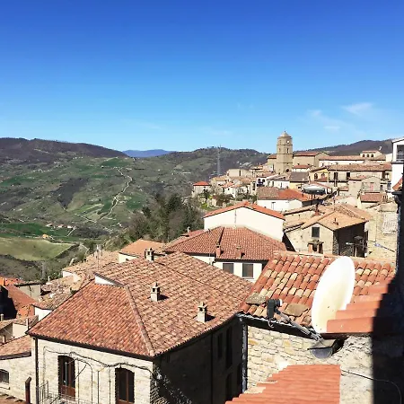 Delfino לינה וארוחת בוקר